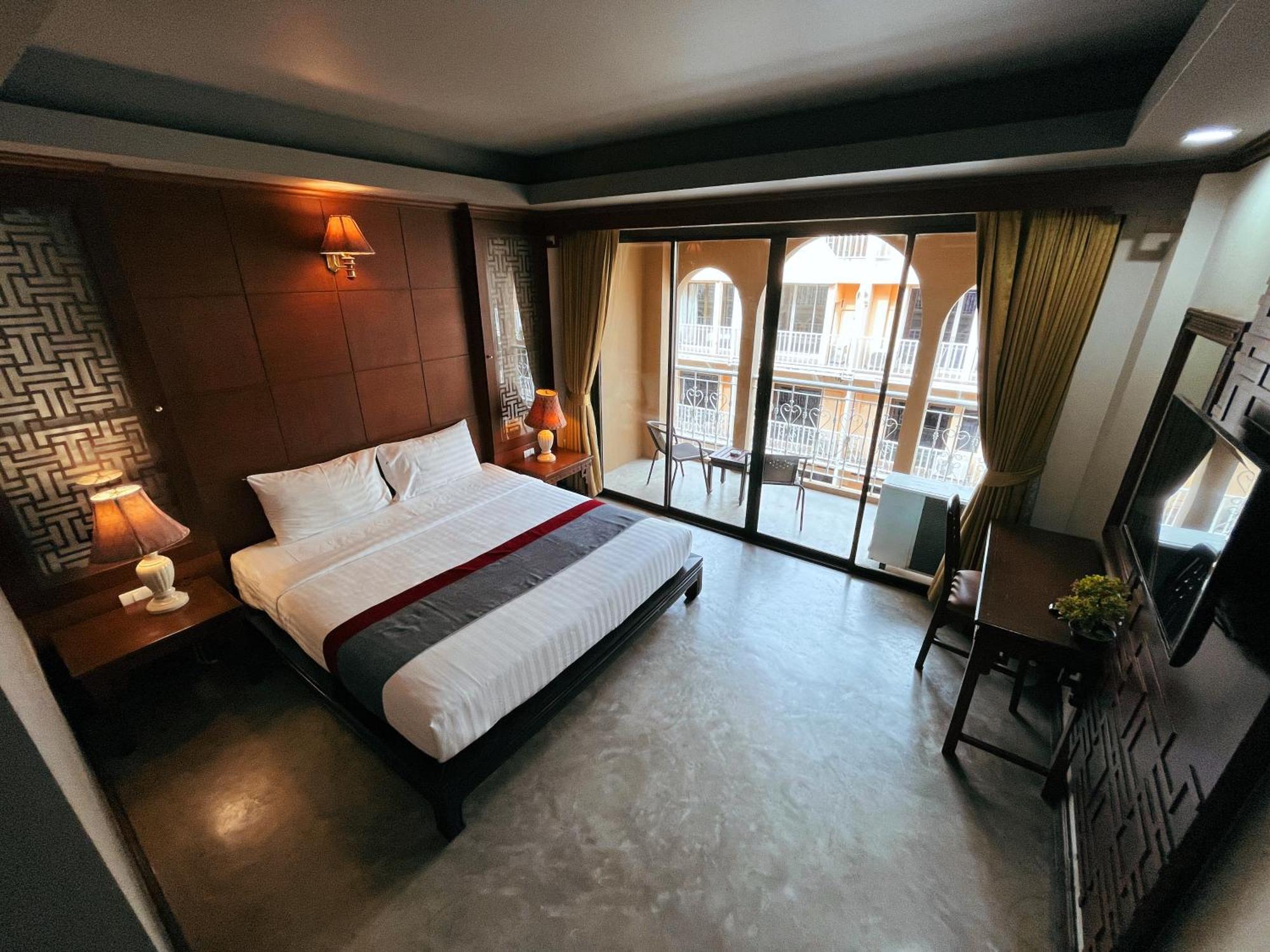 Grand Orlov Apart Hotel Patong Exterior foto